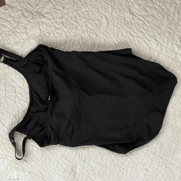 NWT Black One-Piece Swimsuit with Layered Front Detail Size XXL - Picture 4 of 5